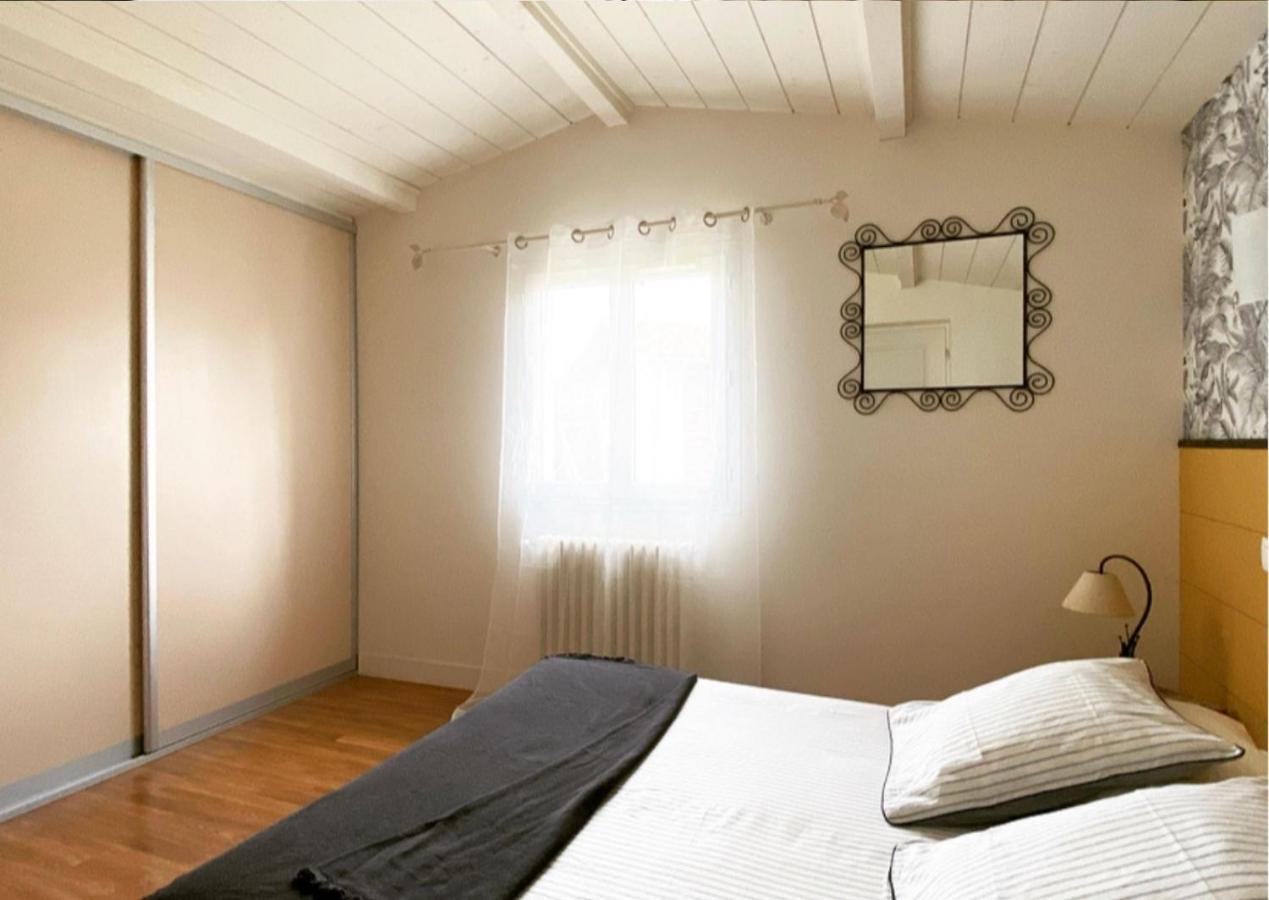 Gite Botiga Saint-Jean-le-Vieux  Εξωτερικό φωτογραφία